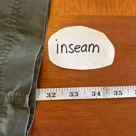 Lands End Womens Size 18 Olive Green Convertible Cargo Pants 100% Cotton - Picture 4 of 8